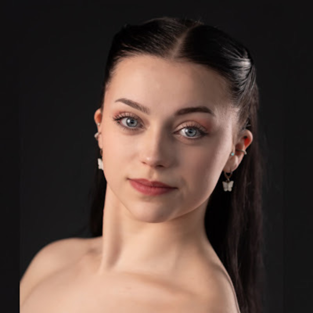 Meet your Posher, Lydia